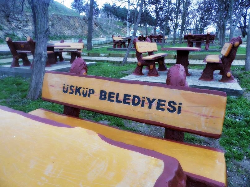 Hükümet Parkında ki oturma grupları yenilendi…
