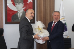 Çalışma ve Sosyal Güvenlik Bakanı sayın Mehmet MÜEZZİNOĞLU Beldemizi ziyaret etti…